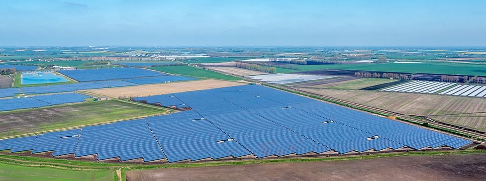 Hanwha Q CELLS solar park in UK